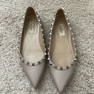 Valentino Garavani Flats